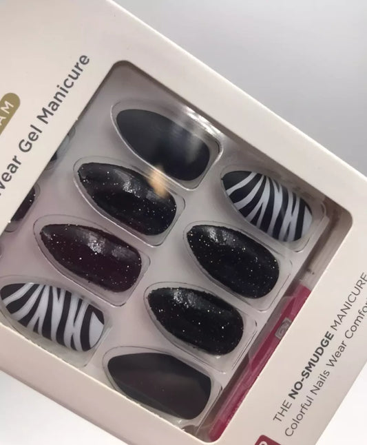 Gold Finger Nails GF86