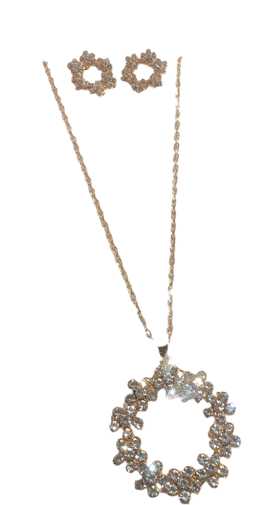 Necklace and earing