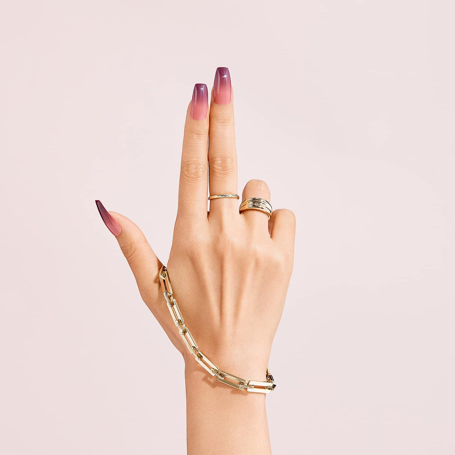 Gold finger Trendy nails. GC20