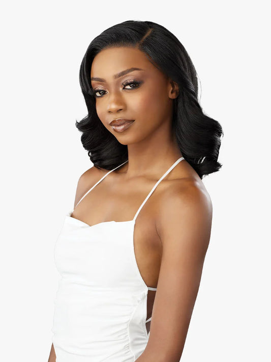 Sensationnel Bare Lace wig. Full lace unit 9