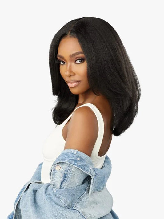 Sensationnel Curls Kinks & CO Y part Kinky straight 18” wig