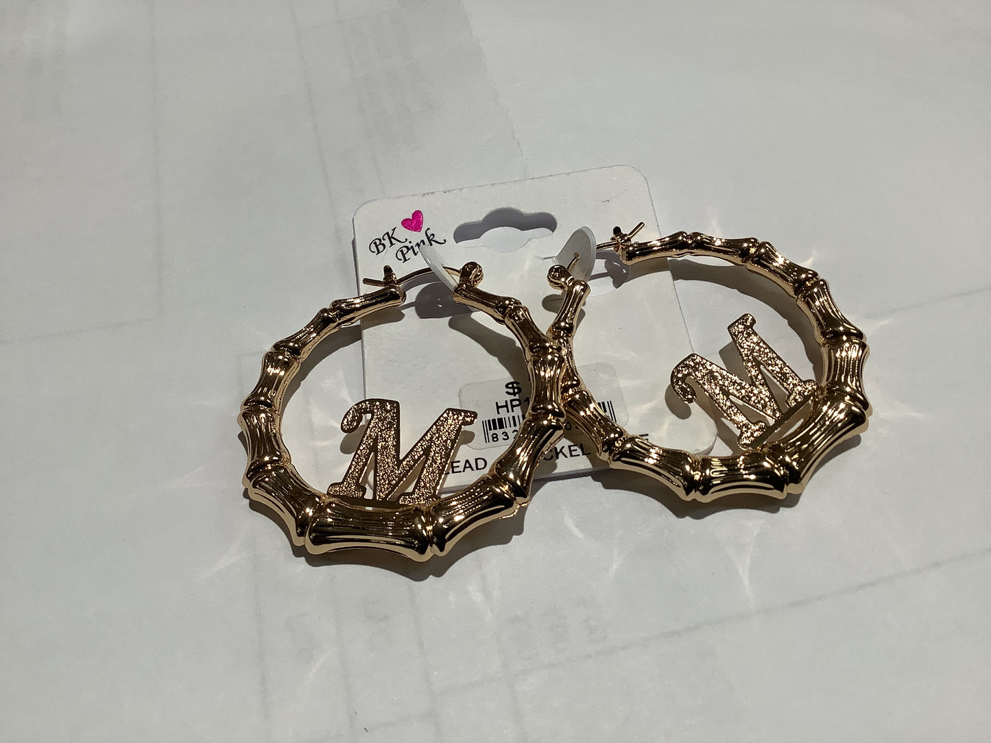 Gold initial bamboo earing-130mg : 40"