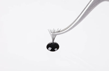 I. ENVY by KISS Mega hold individual eyelash glue.