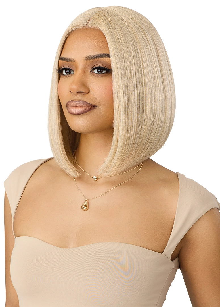 Outre lace front wig. LIN