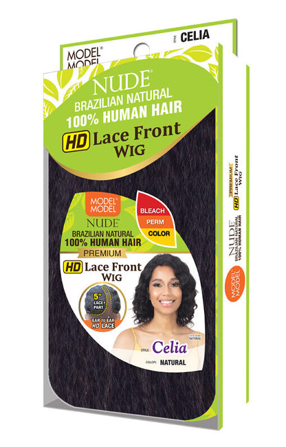 Model Model CELIA lace front wig. Natural