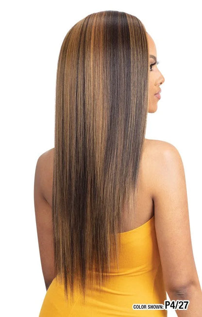 Model Model Gardenia 9pc clip in yaky straight 18"