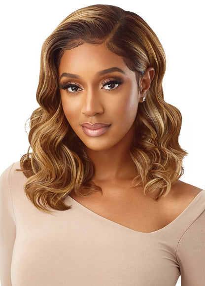 OUTRE MELTED HAIR LINE LACE FRONT WIG. HERMINIA