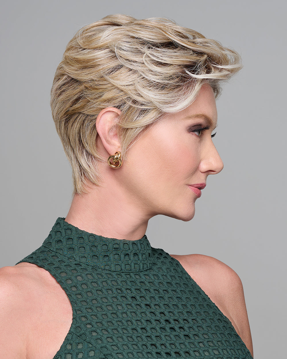 New! On the Cover Wig By Raquel Welch -